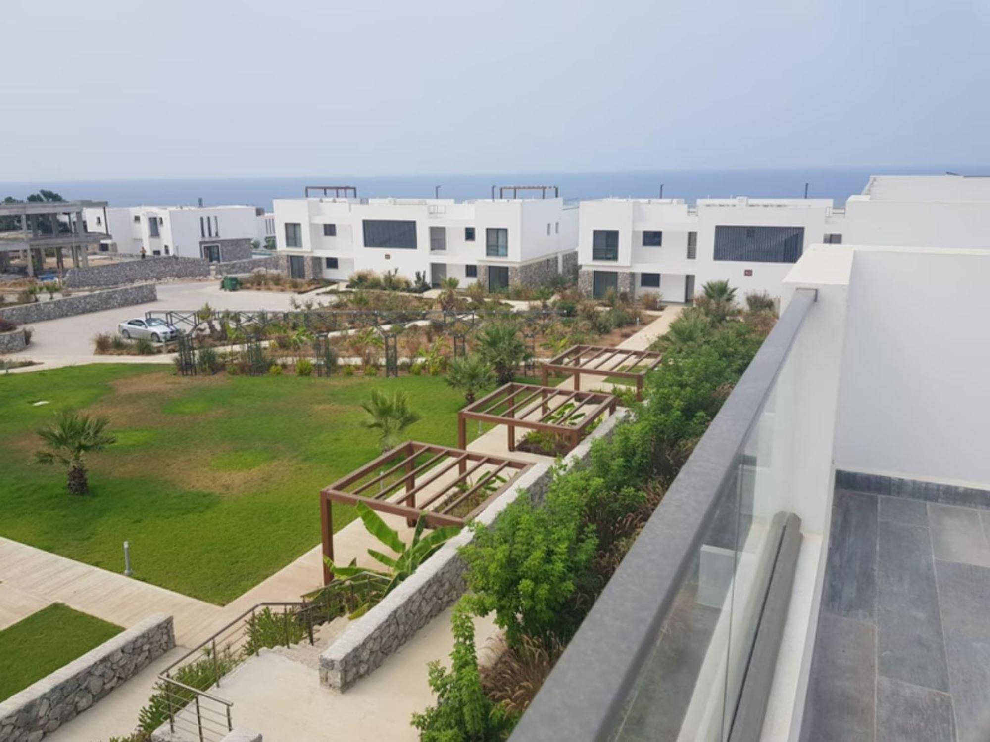 Beachfront Penthouse Studio Apartment, Eco Wellness Resort, Heated Pool Girne Dış mekan fotoğraf